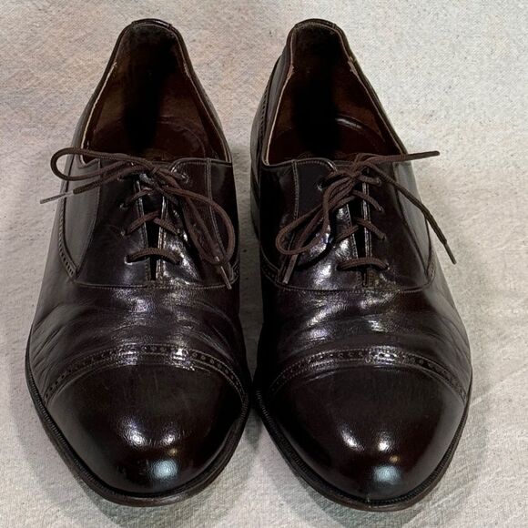Vintage Florsheim Cap Toe Oxfords Mens Size 10D - Picture 2 of 16
